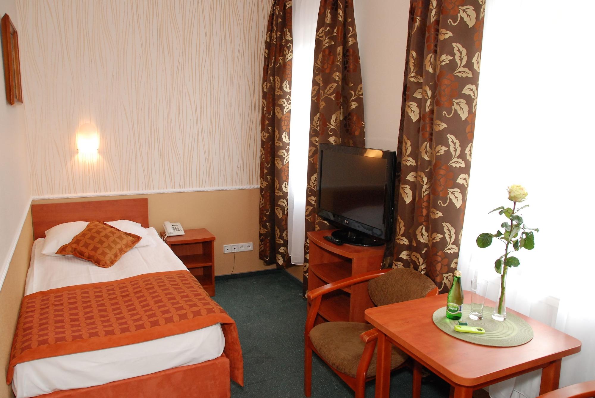 Hotel Topaz Poznan Centrum Exterior foto
