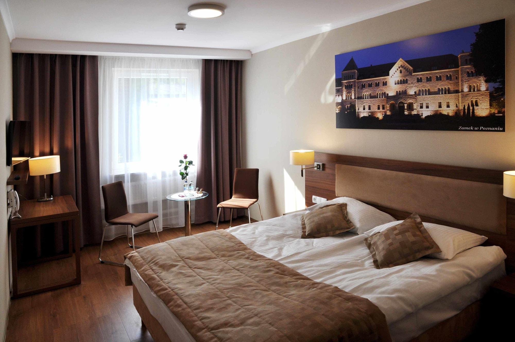 Hotel Topaz Poznan Centrum Exterior foto