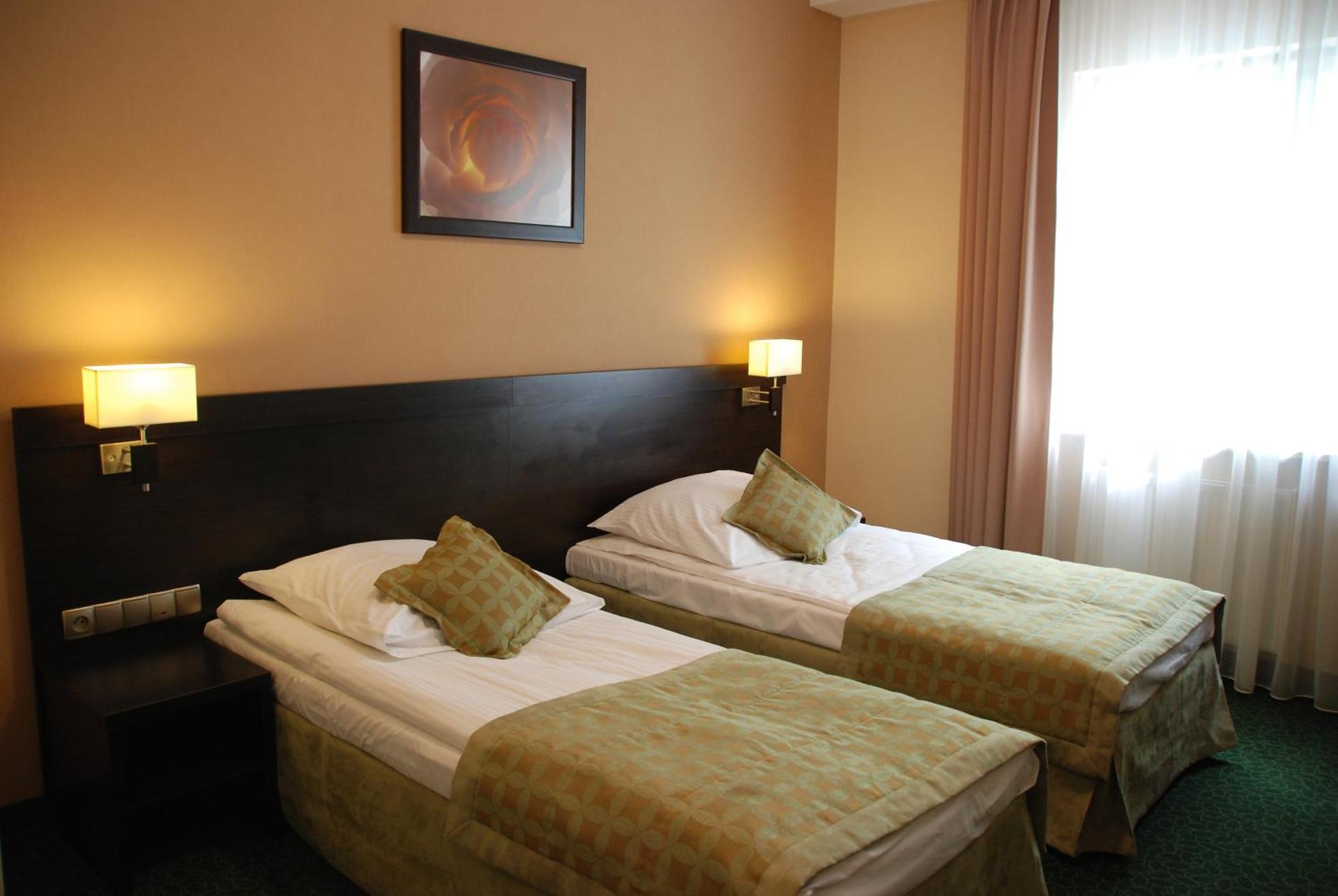 Hotel Topaz Poznan Centrum Exterior foto